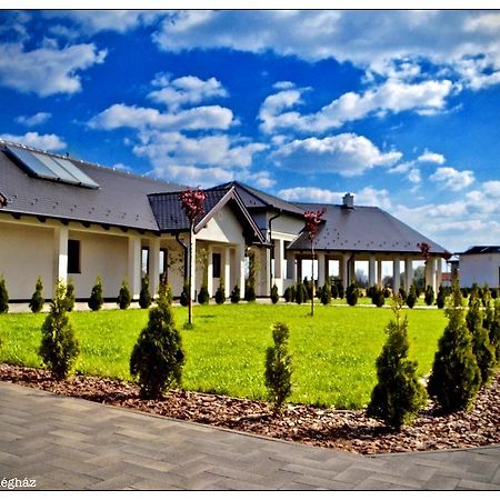 Bocskai Domb Vendégház Nagykallo Exterior foto